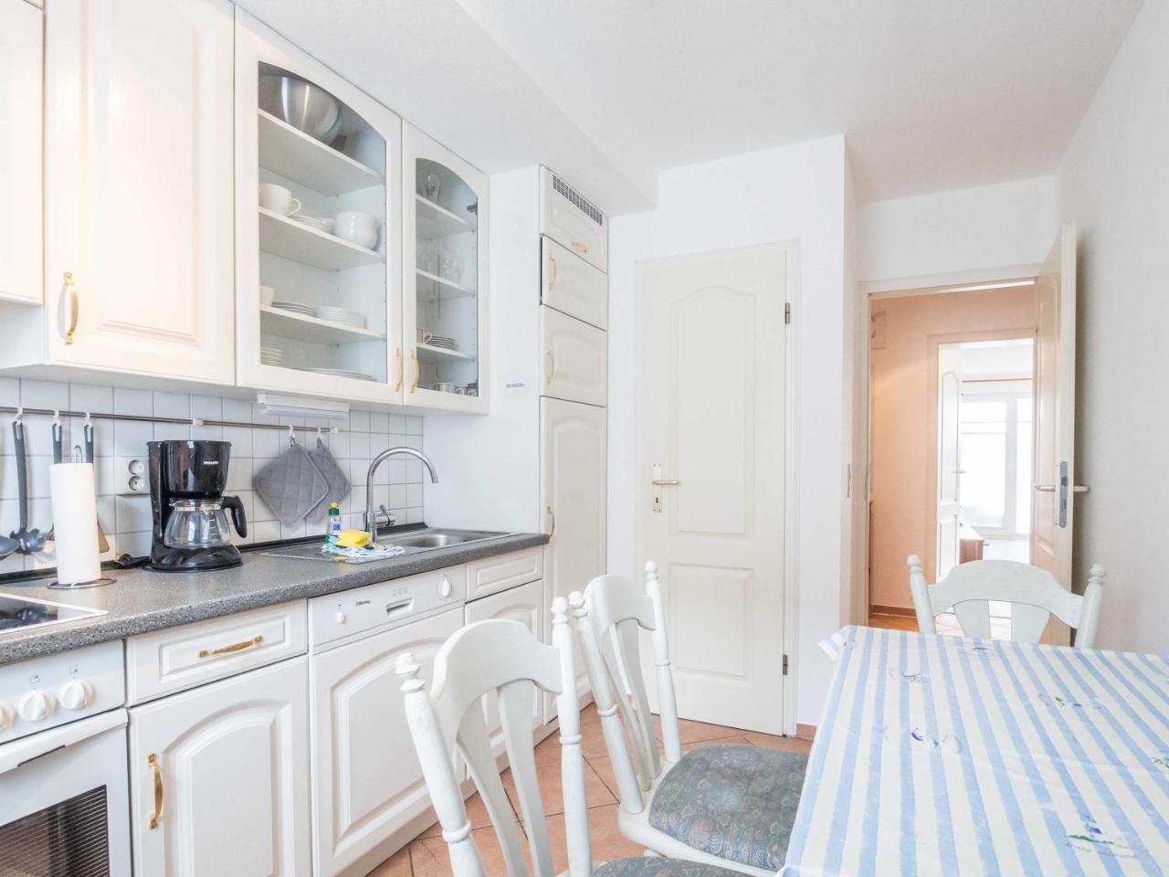 Ferienwohnung Naurulokki Baabe Ngoại thất bức ảnh